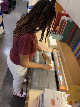 A woman using a ColLibri machine. 